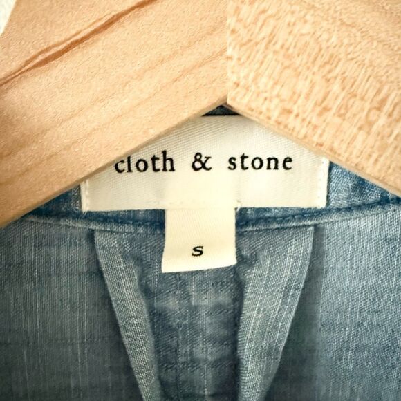 Cloth & Stone Nordstrom Cuffed Chambray Shirt in Worn Blue - Size S - Picture 6 of 7